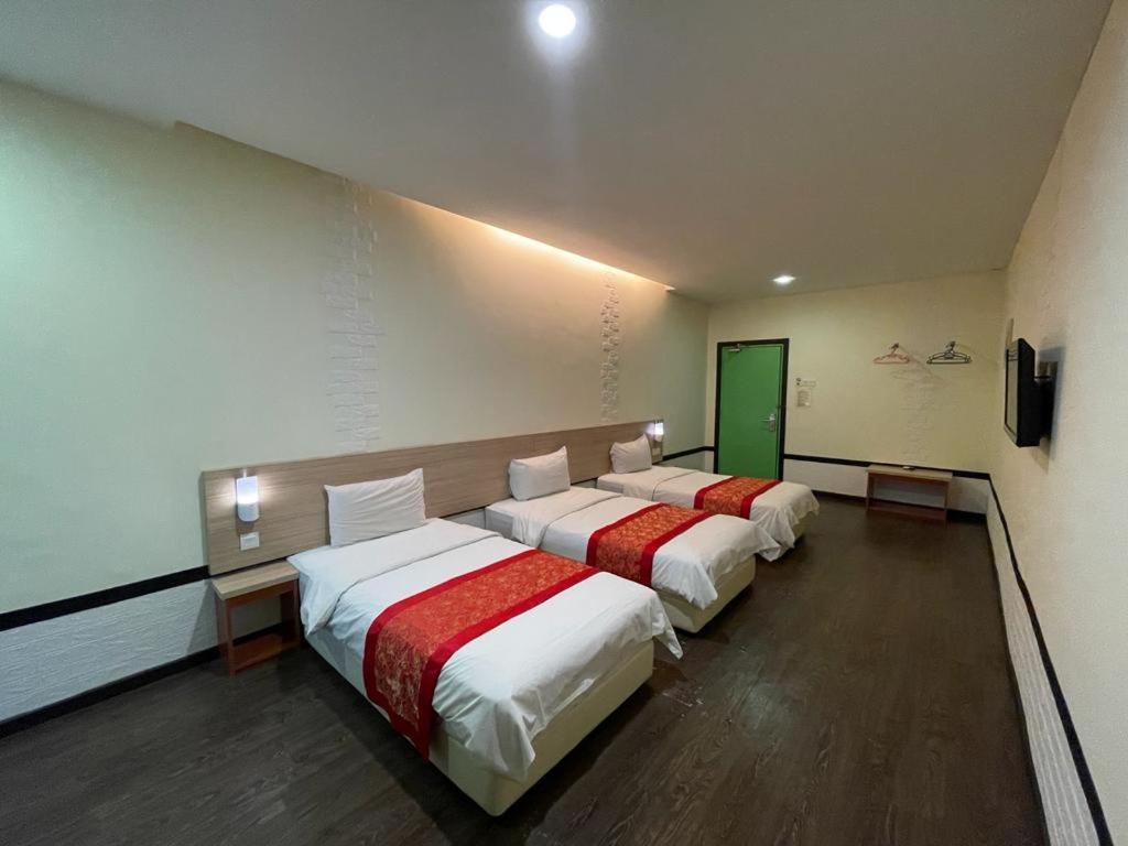 N&L Hotel Kuala Terengganu Exterior photo